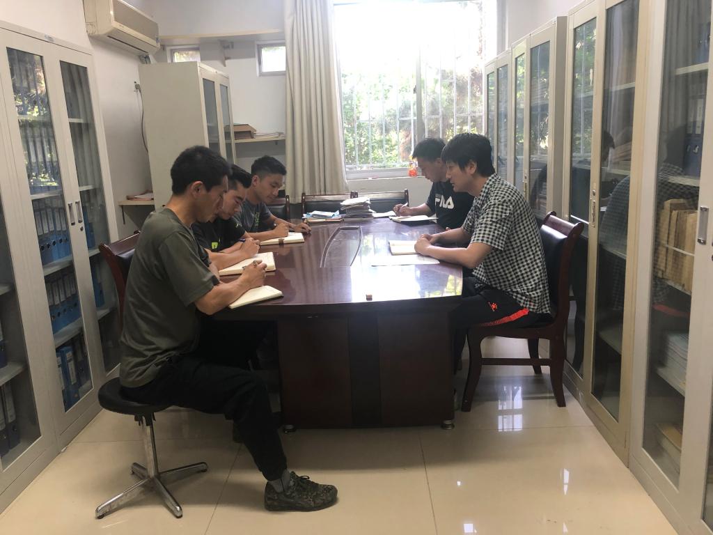 会议深入学习了教务处副处长许广玺在2019年本科学风建设座谈会上的