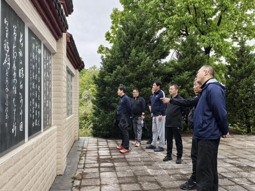 613d79386763cae8fd6d2a874015d780