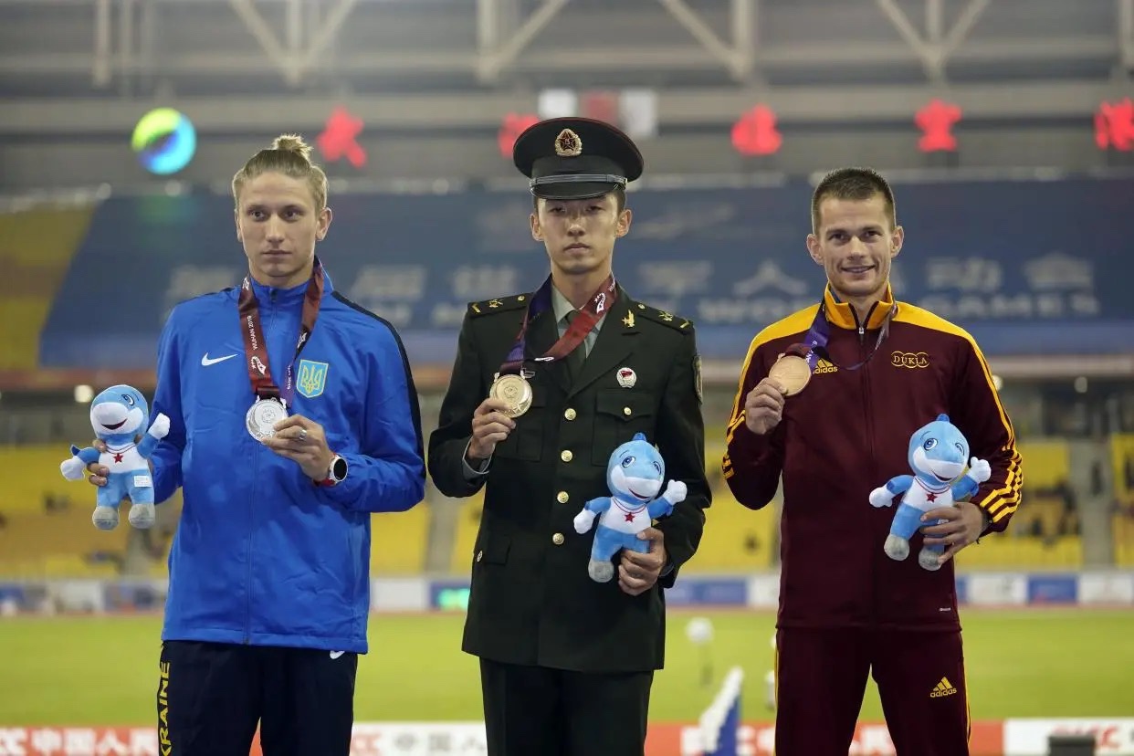 我校学子许皓勇夺第七届世界军人运动会20公里竞走冠军